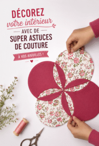 Un coussin décoratif en tissu fait maison sur un canapé confortable