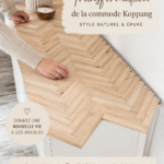 Une commode Koppang relookée avec des couleurs vives et des motifs modernes.