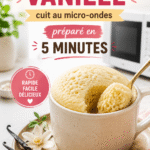 Gâteau à la vanille moelleux cuit au micro-ondes sur une table de camping.