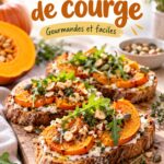 Assiette de tartines de courge garnies de légumes frais